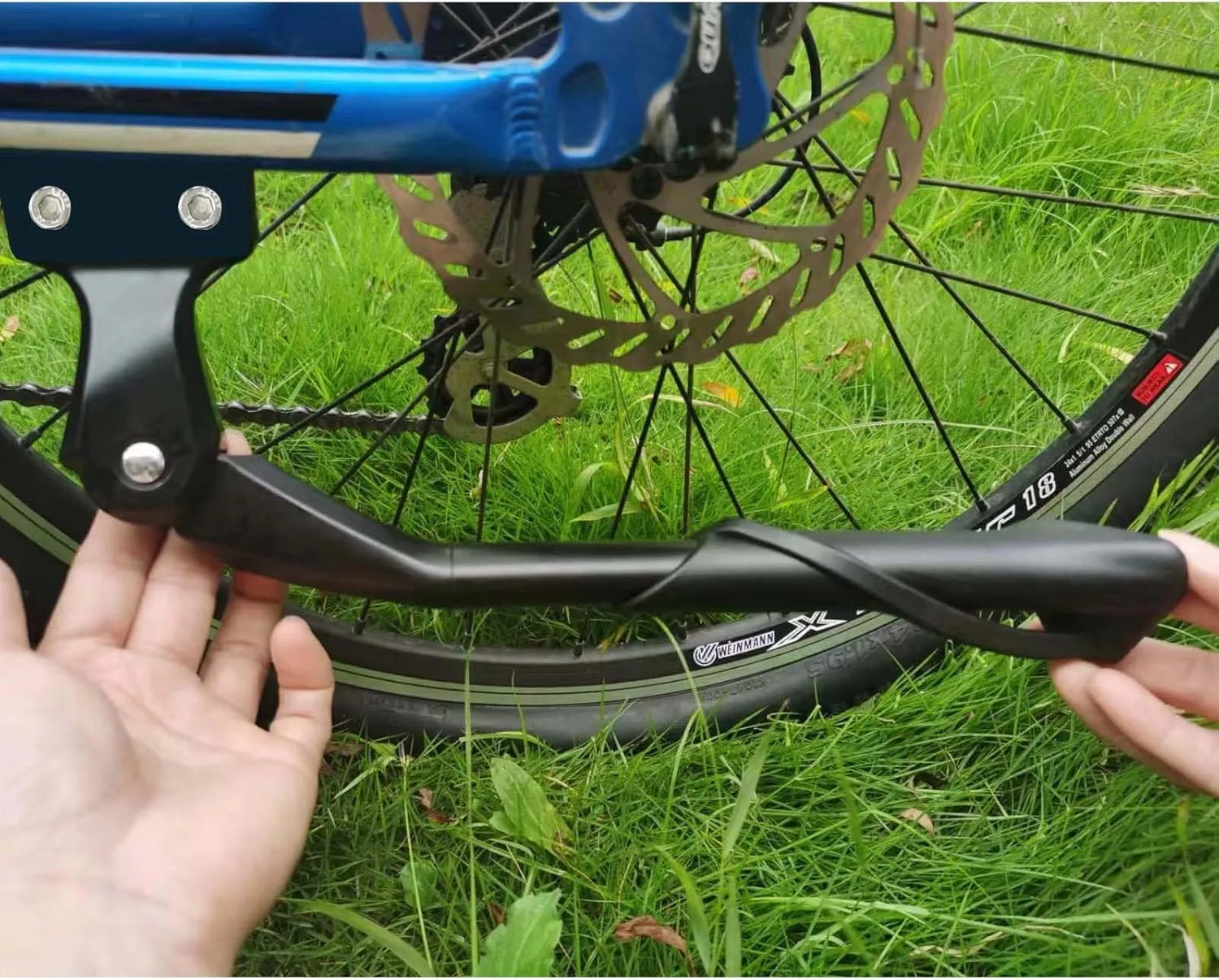 Bicycle Kickstand for Diamondback Andean Arden 3 Ascent EX Atroz 1 Axis Pro, Alloy Adjustable Height Rear Side Bicycle Kick Stand, for 24" - 29", Kickstand for Adult Bike,B