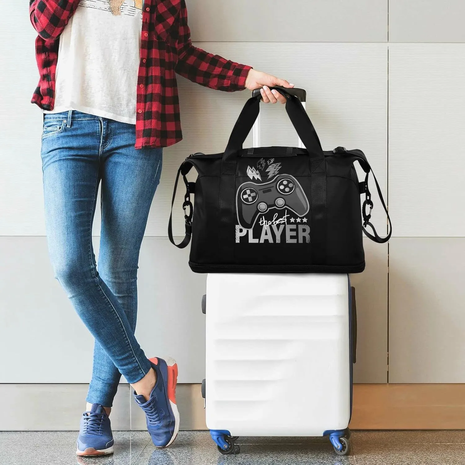 Dark Grey Game Joystick the Best Player Lightenings on Dark Gym Duffel Bag, Polyester Travel Weekender Luggage Handbag with Waterproof Pocket for Wet Items, Unisex Foldable Tote for Sports
