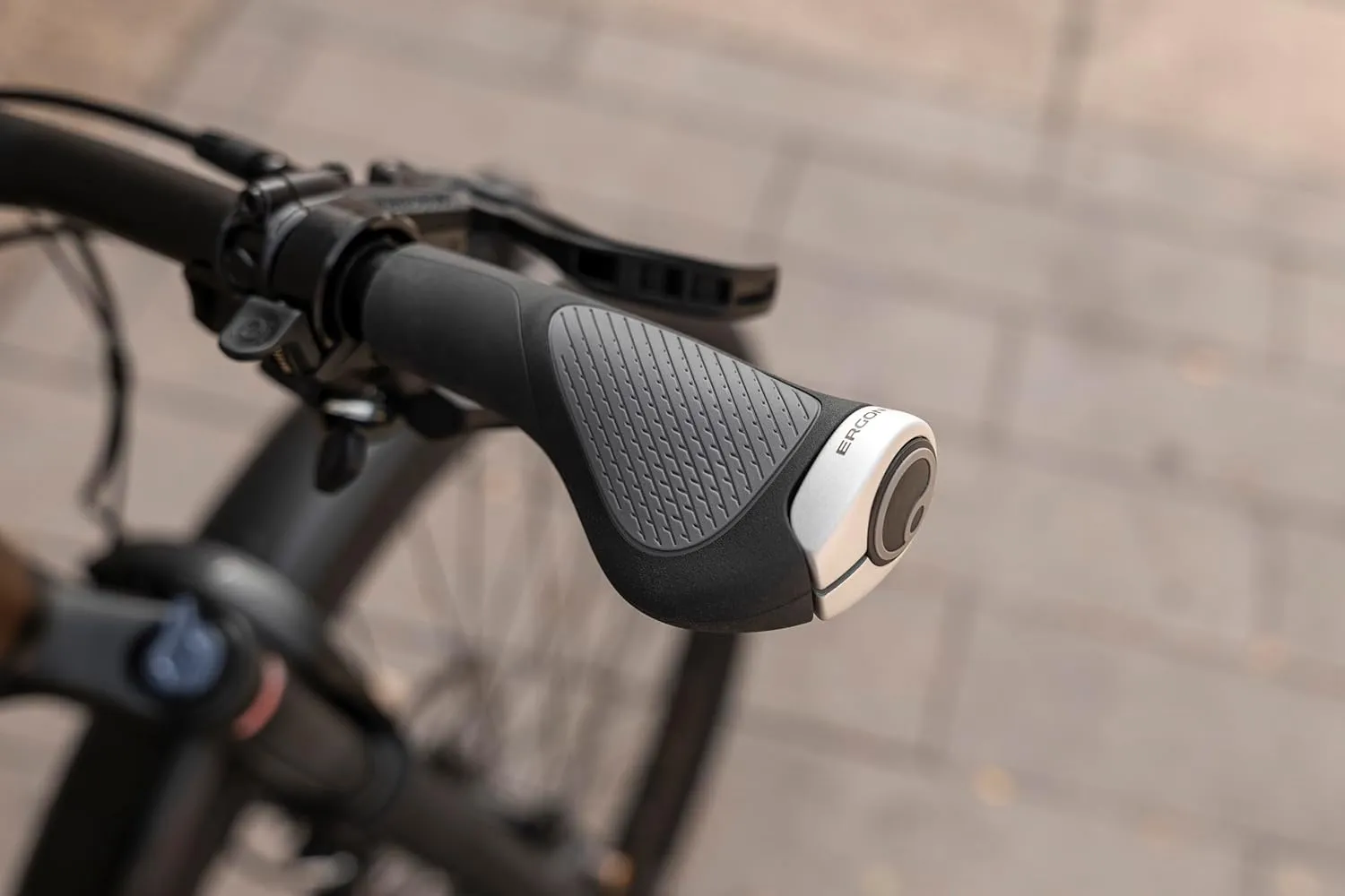 Ergon GP1 Evo Ergonomic Wing Grips | Comfort Grip for Touring, E-Bikes & Commuting | Made in Germany with Dual Rubber Durometers & Forged Aluminum Clamps | Small, Large, Twist Shift