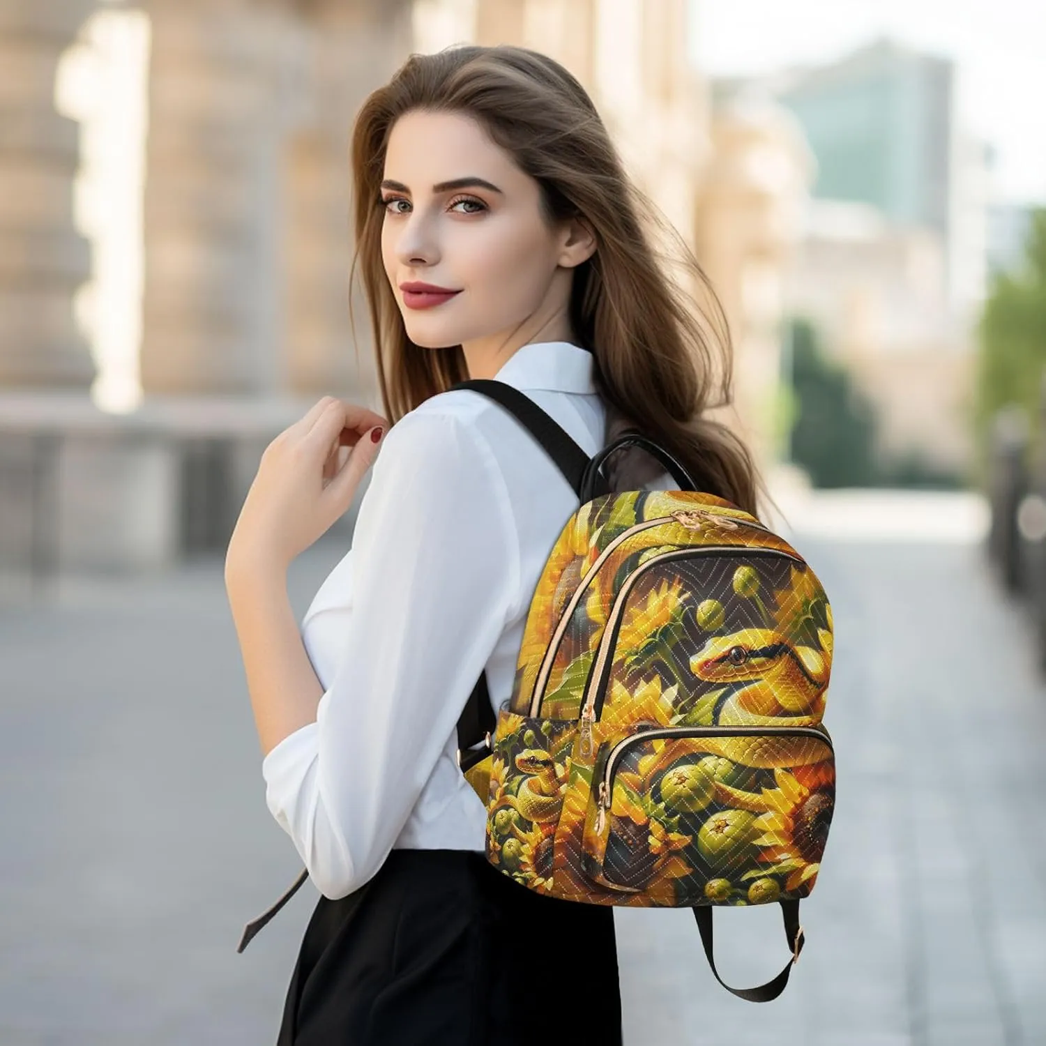 Exnundod Backpack Purse for Women Cute Snake Crawls Sunflowers, Mini Fashion Backpack Lightweight Casual Daypack Shoulder Bag Travel Backpack, M