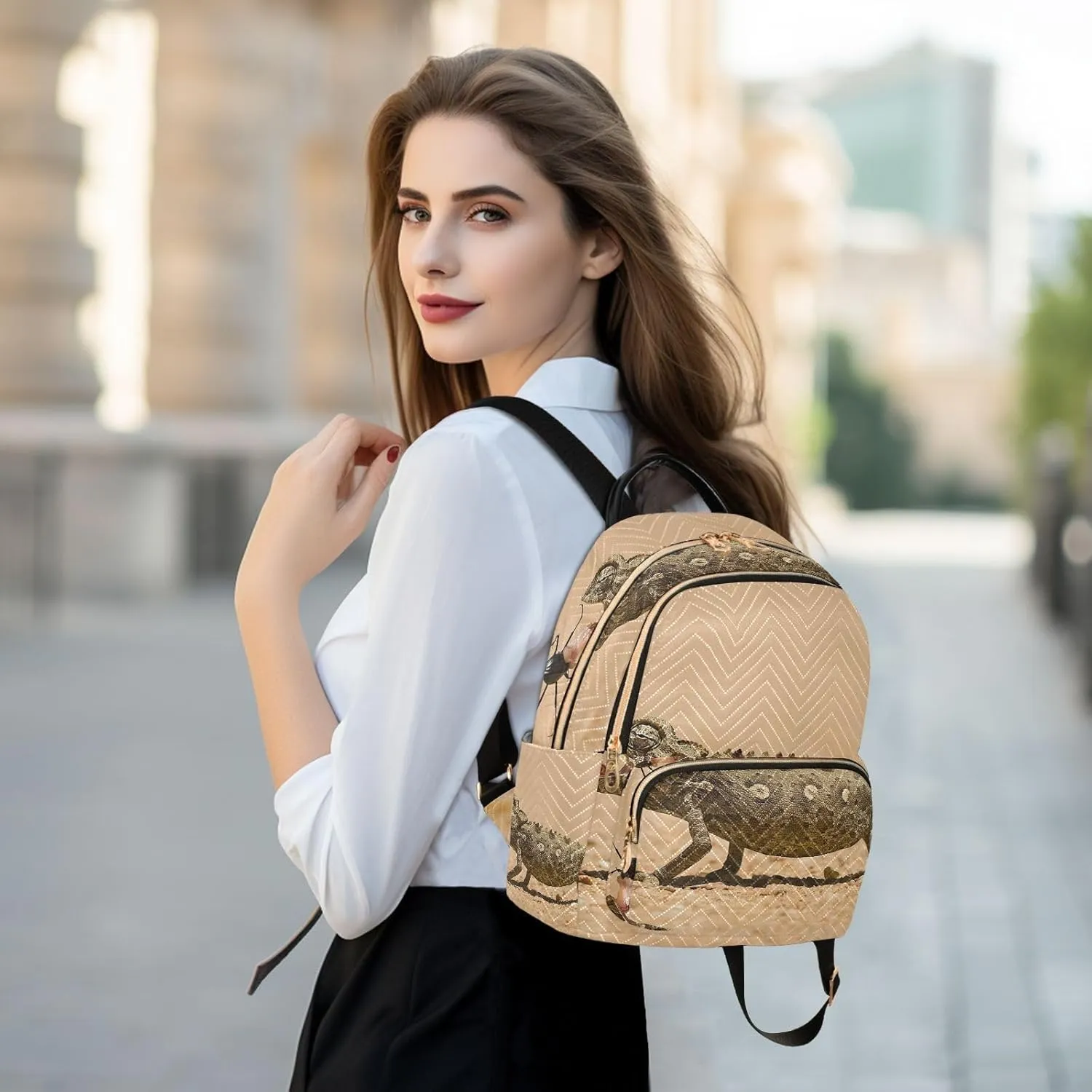 Exnundod Backpack Purse for Women Lizard Desert Predation, Mini Fashion Backpack Reptile Lightweight Casual Daypack Shoulder Bag Travel Backpack, S