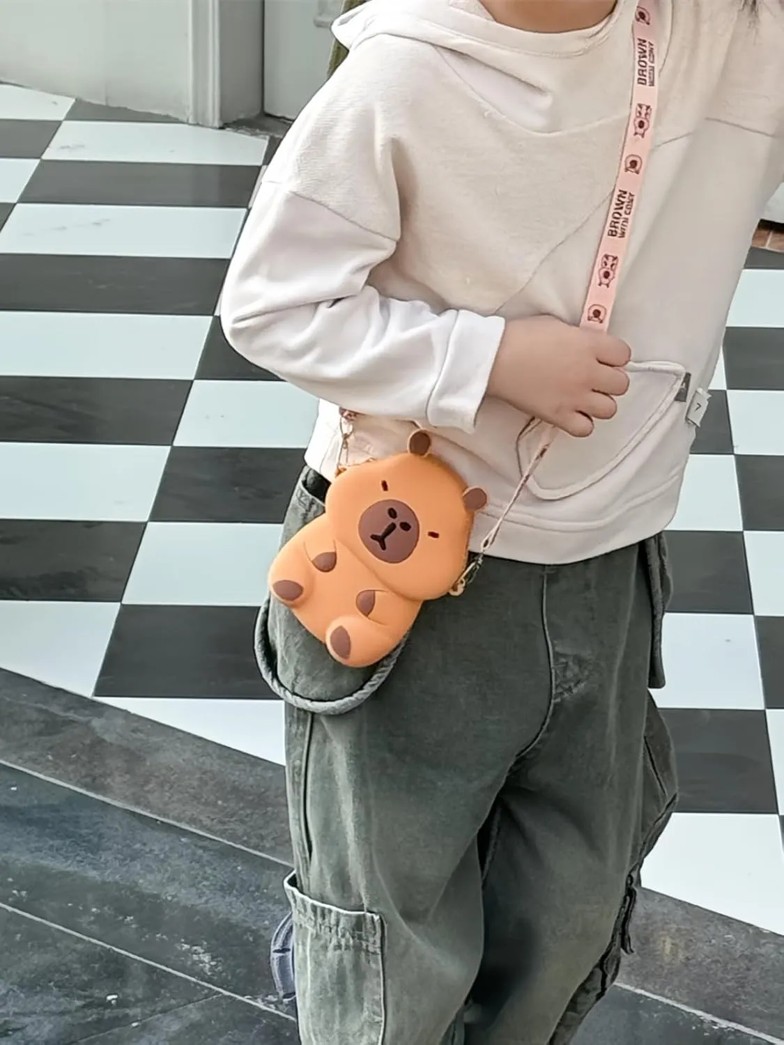 Kawaii Capybara Crossbody Bag with Adjustable Shoulder Strap, Cute Mini Anime Stuff Bags Coin Wallet Purse Shoulder Bag with Zipper Coin Pouch Money Bags for Women Birthday Gifts (Brown-s2)