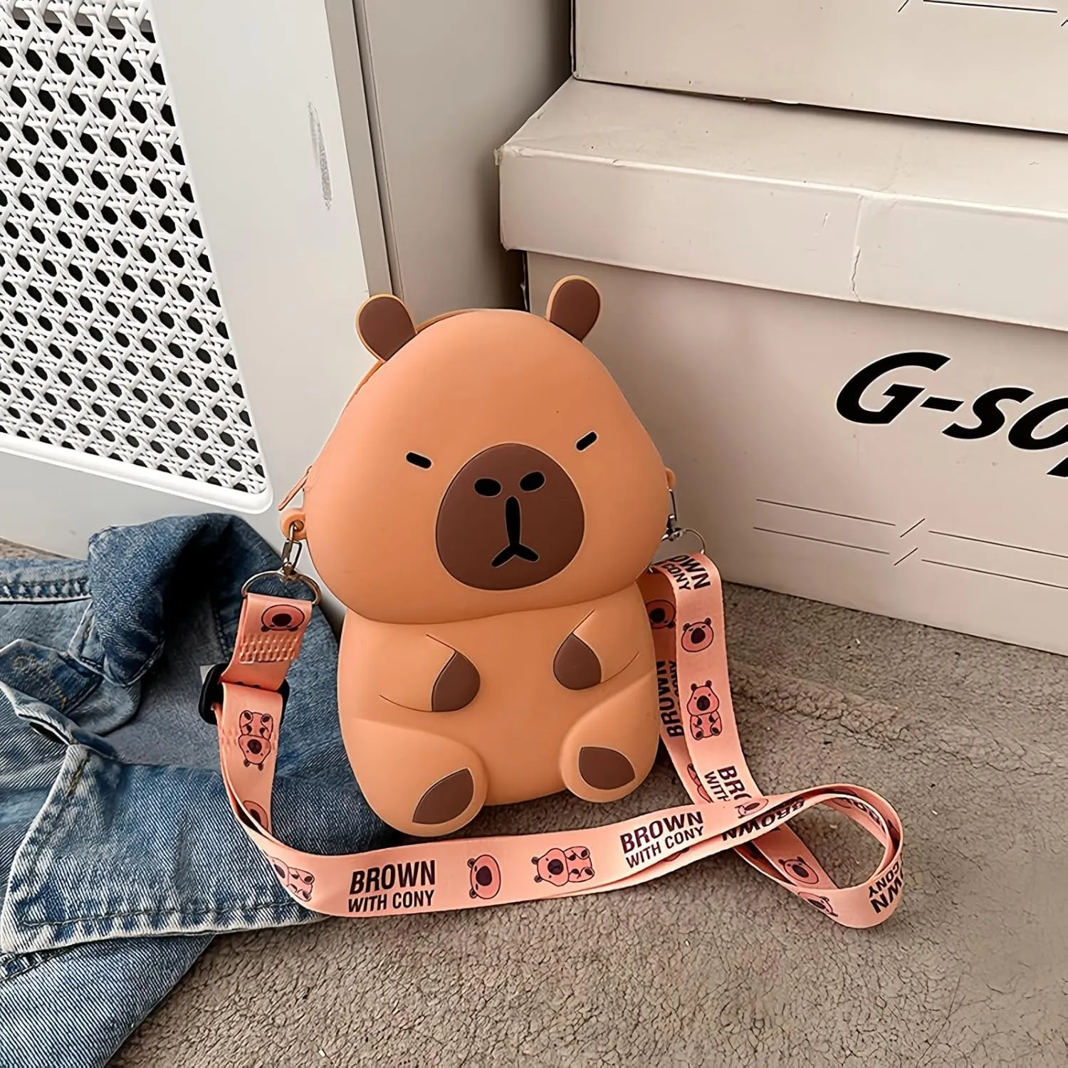 Kawaii Capybara Crossbody Bag with Adjustable Shoulder Strap, Cute Mini Anime Stuff Bags Coin Wallet Purse Shoulder Bag with Zipper Coin Pouch Money Bags for Women Birthday Gifts (Brown-s2)