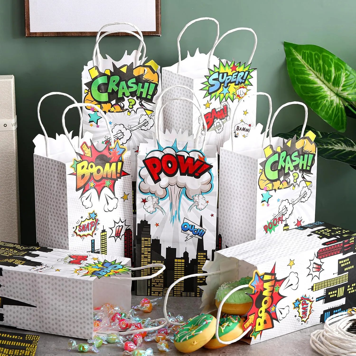 Kolldenn 24pcs Hero Party Favors Bags bulk with Handles Comic Boom Kraft Paper Goodie Gift Bags for Birthday Party Supplies Baby Shower Decorations
