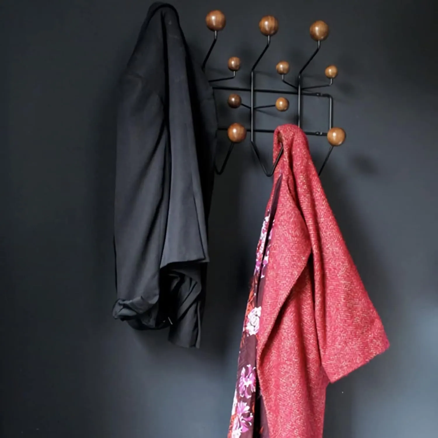 SHISEDECO Classic Hang it All Coat Rack, Mid Century Modern Wall Mounted Hooks with Painted Solid Wooden Balls, Decorative Creative Fashion Wood Hanger for Home, Bedroom (Dark Walnut)