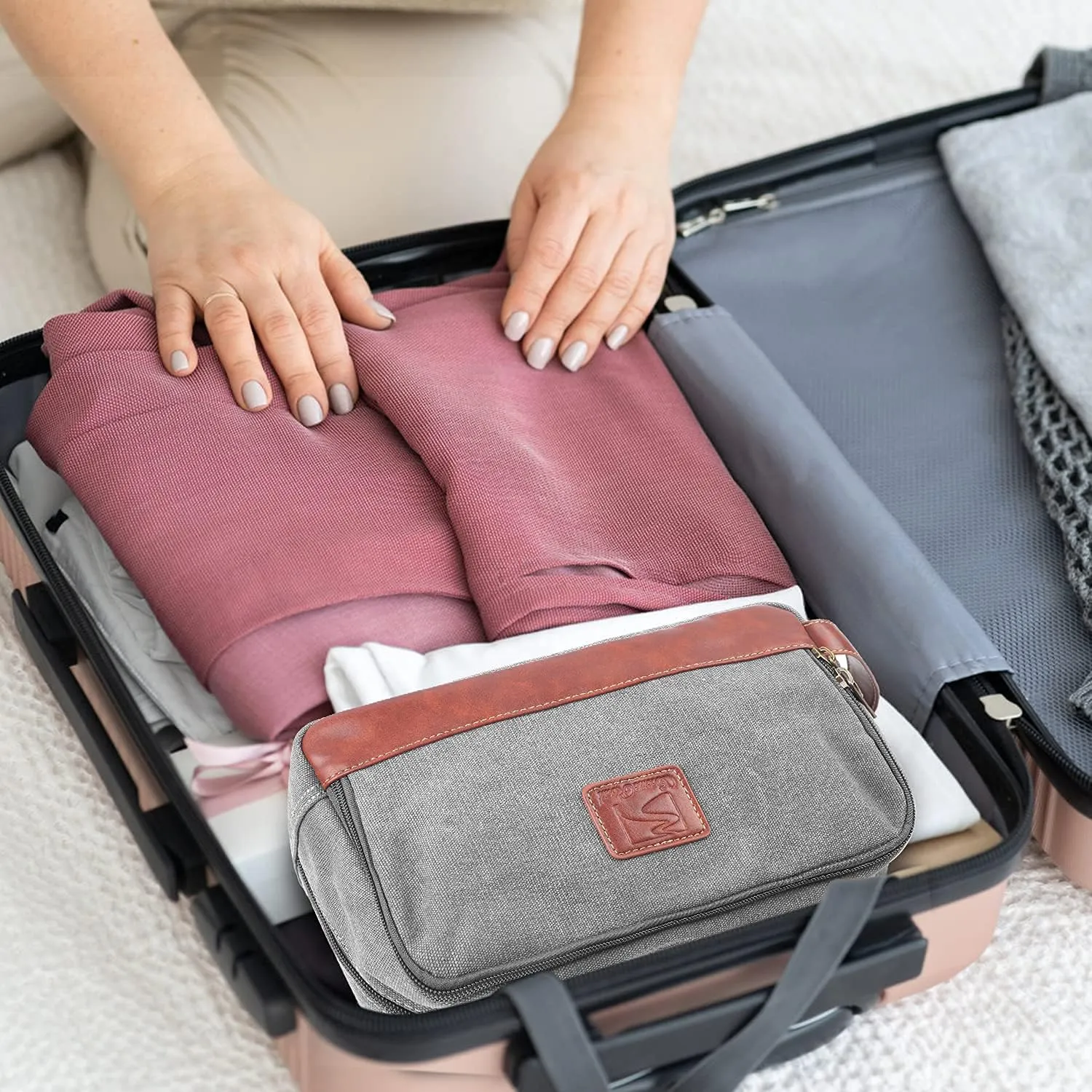 Travel Toiletry Bag for Men and Women, Canvas Toiletry Organizer Water-Resistant Vegan Leather, Hanging Dopp Kit Shaving Bag for Toiletries Accessories