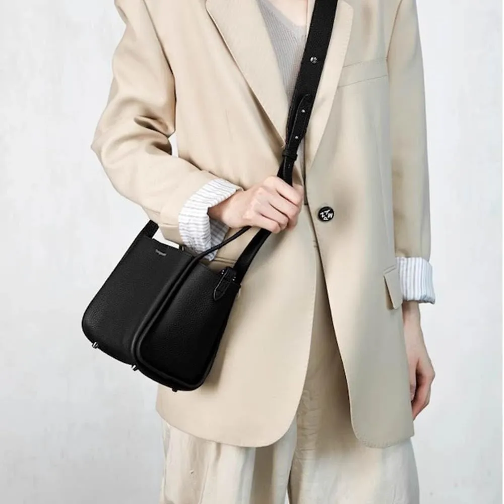 Women's Classic Design Luxury Leather Bag Soft Handbag Fashion Multi functional Bucket Bag Elegant Handbag