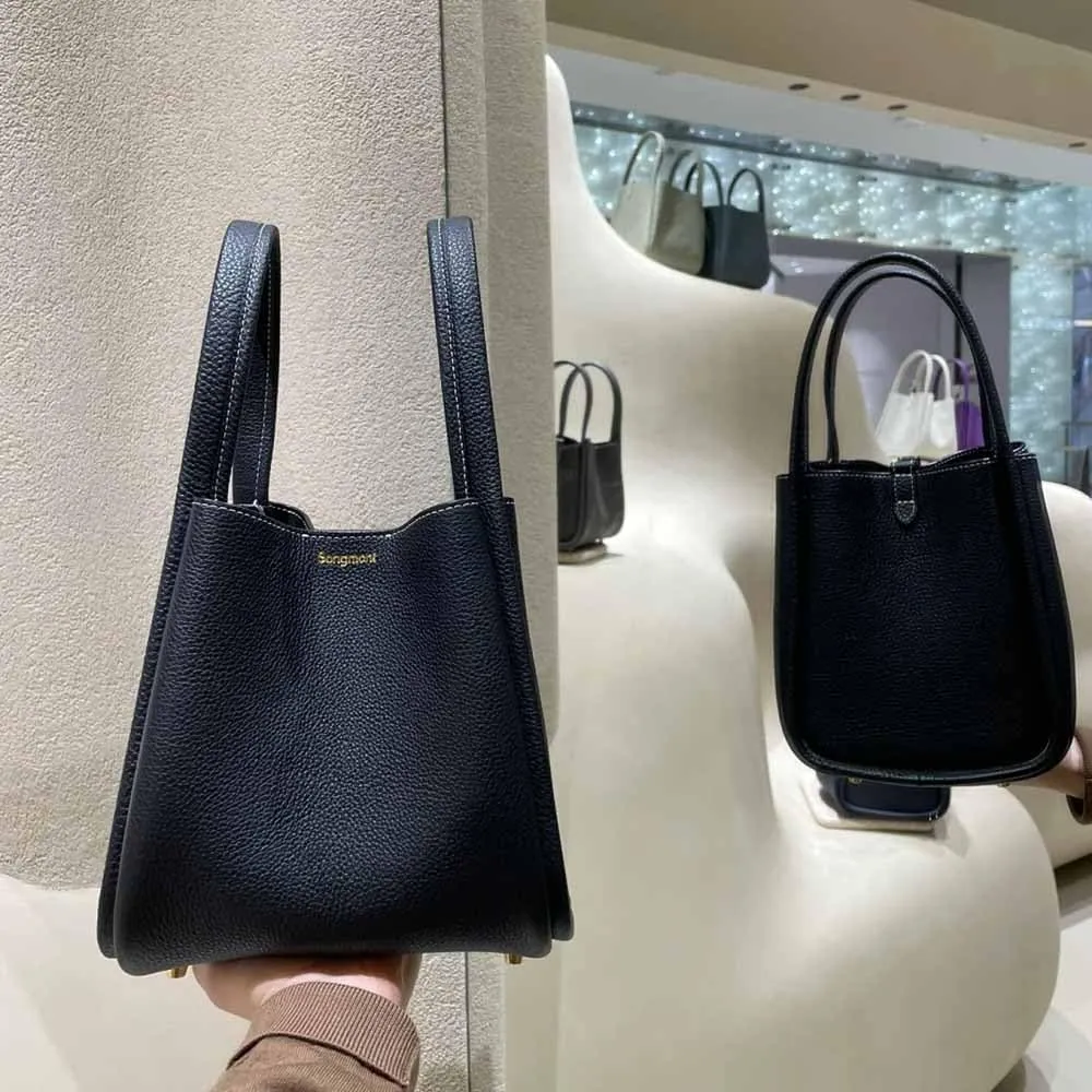 Women's Classic Design Luxury Leather Bag Soft Handbag Fashion Multi functional Bucket Bag Elegant Handbag